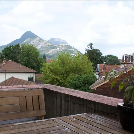 3 Min Sortie A480: Wifi Fibre - Lit Bebe - Balcon